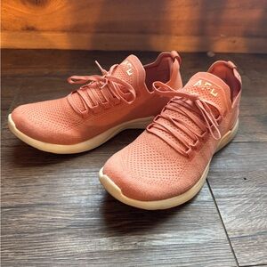 APL Women's Techloom Breeze in Terracotta!